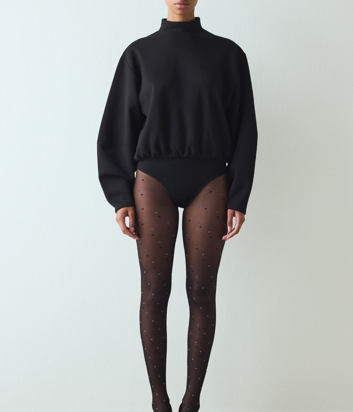 Dres Black Shiny Dotted